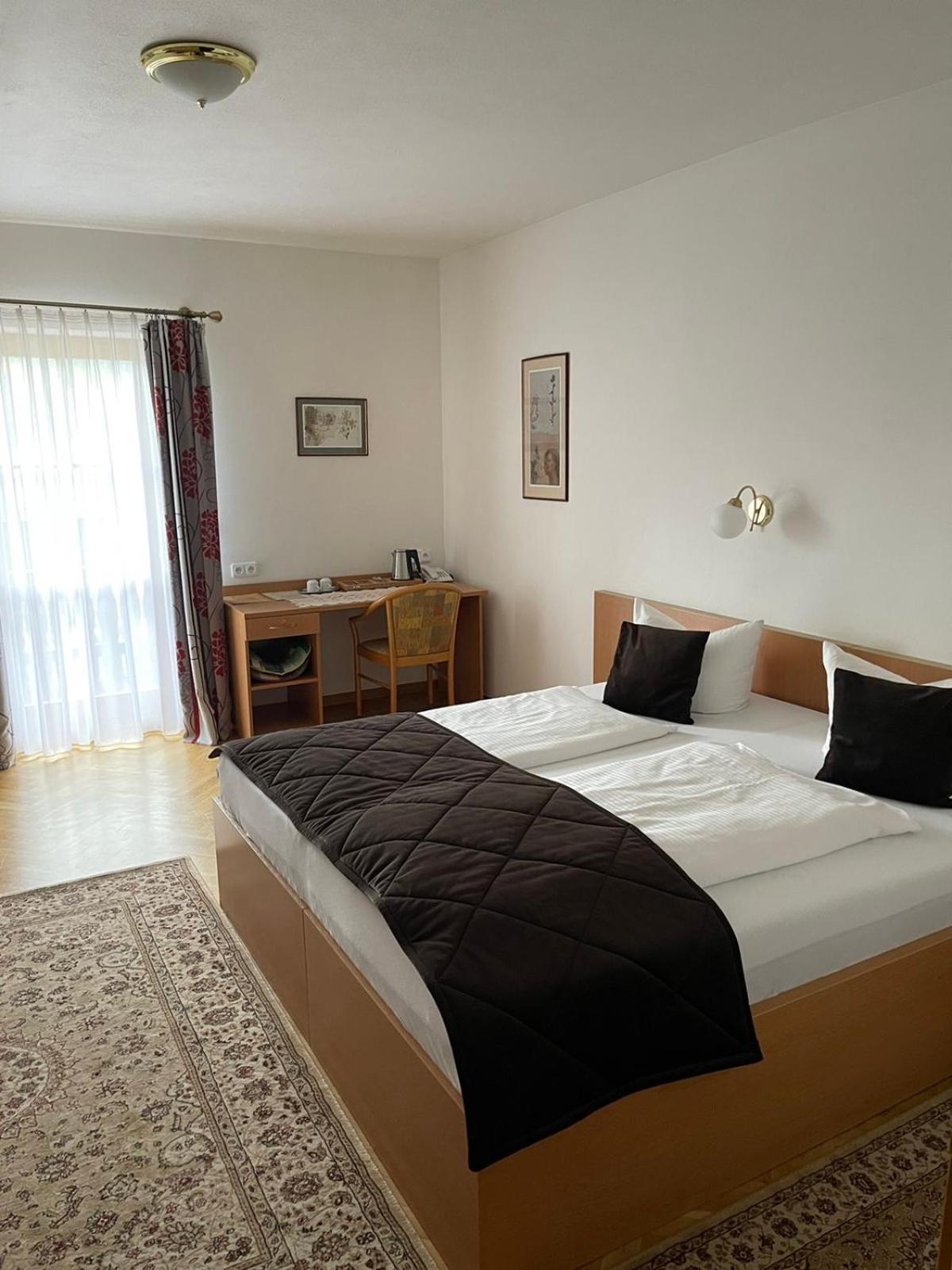 Hotel Kollerhof Zelena Lhota Bagian luar foto