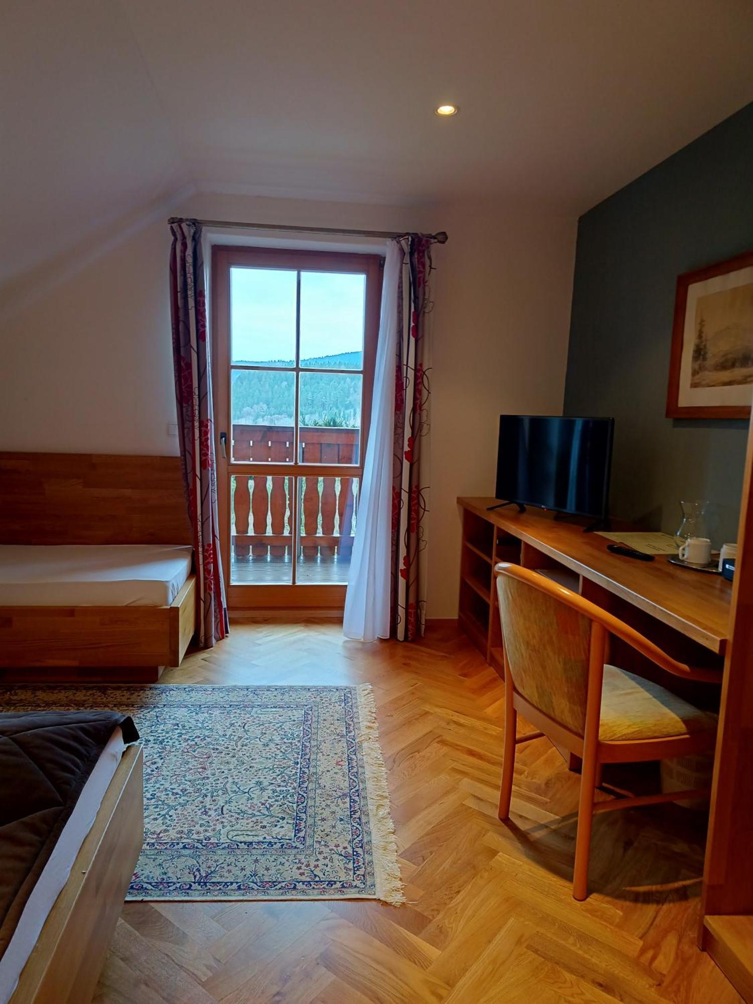 Hotel Kollerhof Zelena Lhota Bagian luar foto