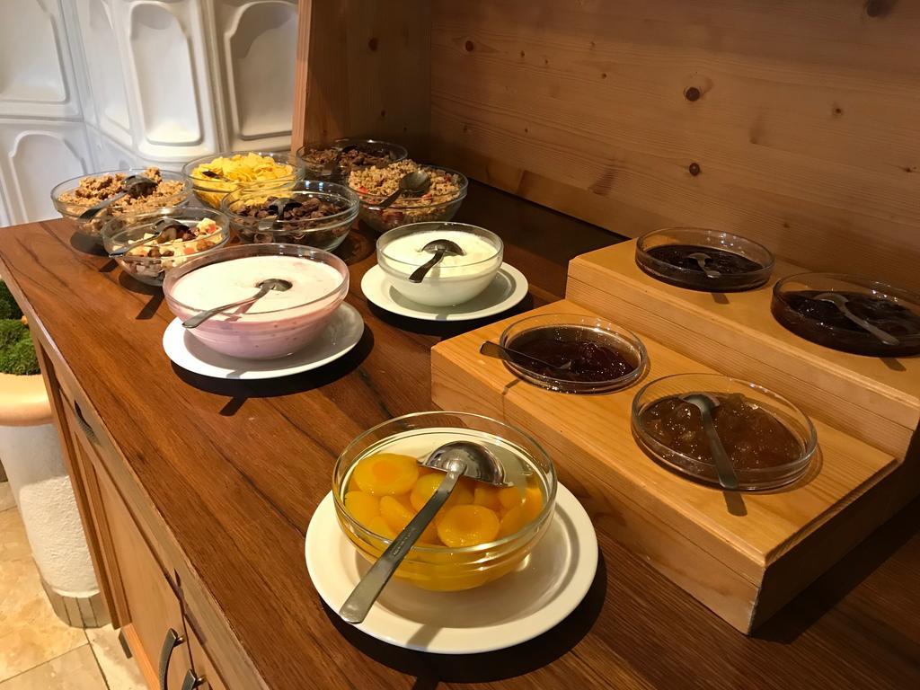Hotel Kollerhof Zelena Lhota Bagian luar foto
